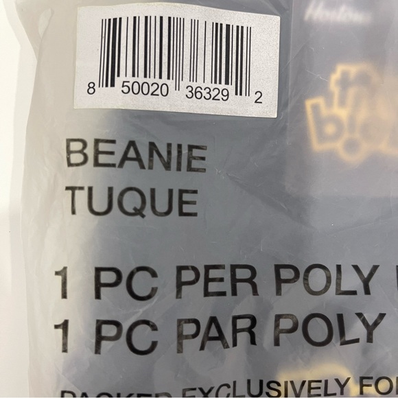 JUSTIN BIEBER X TIM HORTONS BEANIE - Picture 2 of 3
